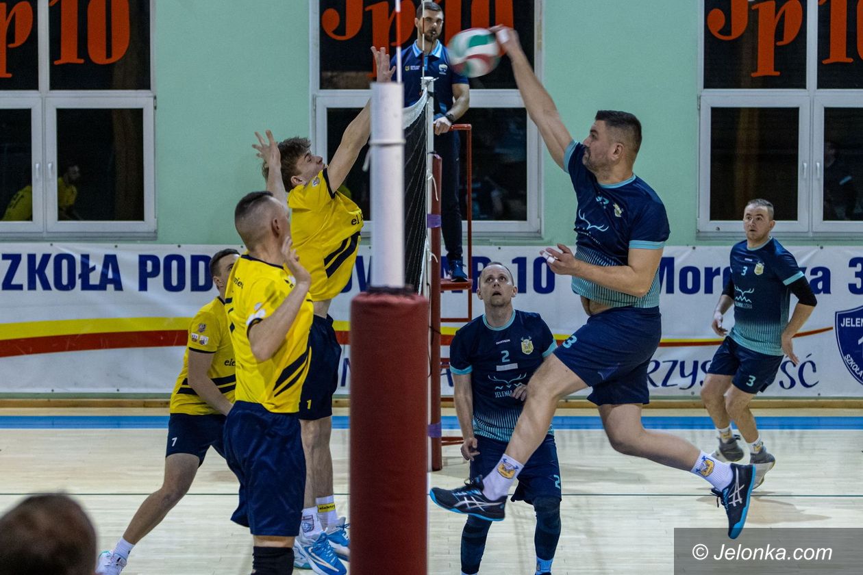 IV liga siatkarzy: Rezerwy też do zera
