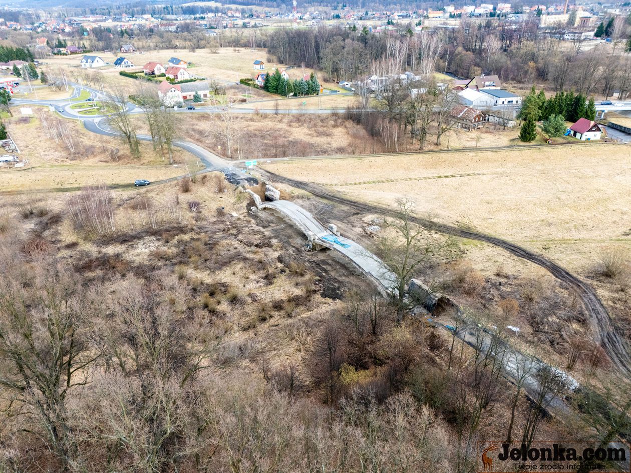 Mysłakowice: Trwa remont mostu nad polderem