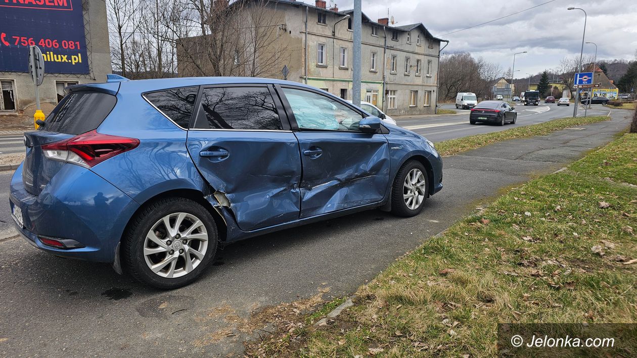 Jelenia Góra: Zderzenie Toyoty i Renault