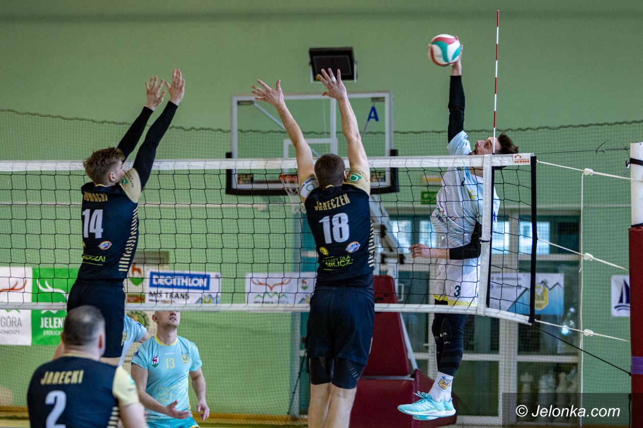 III liga siatkarzy: Znów bez ugranego seta...(!)