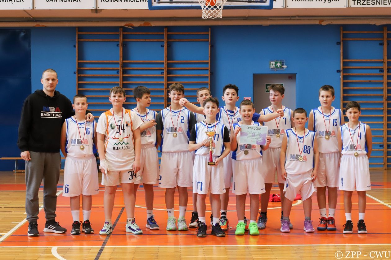 Jelenia Góra: Młodzi jeleniogórzanie mistrzami strefy!