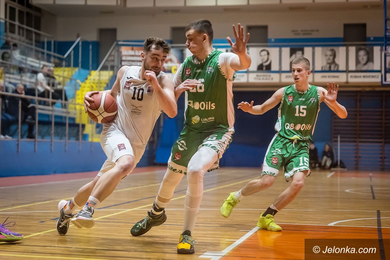II liga koszykarzy: Dwa punkty pojechały do Winnego Grodu [WYNIKI/TABELA]
