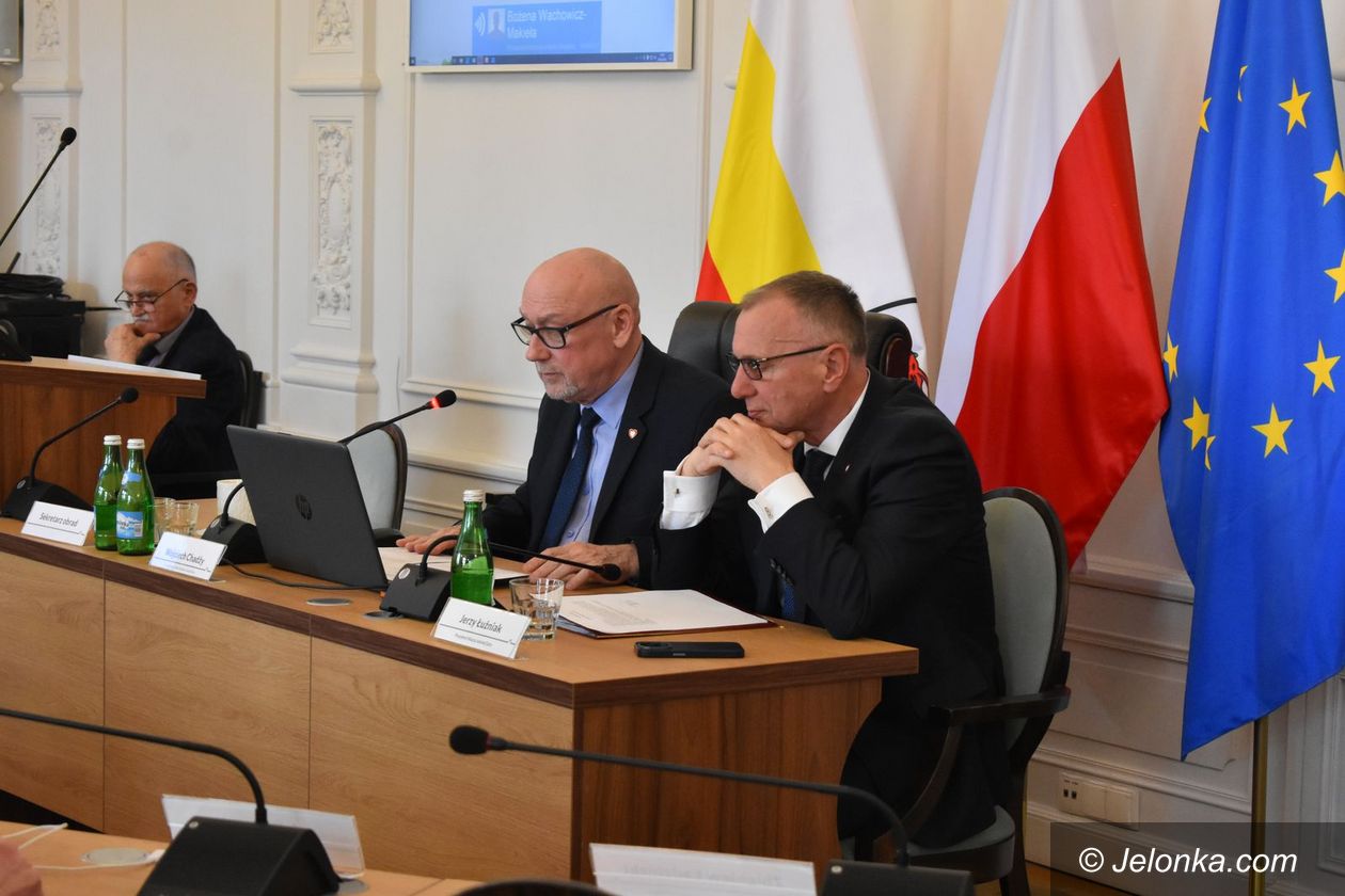 Jelenia Góra: Dwie sesje o tym samym