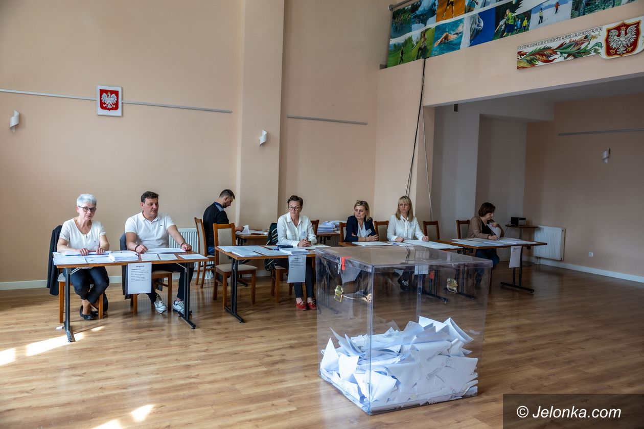 Podgórzyn: Głosują w Podgórzynie