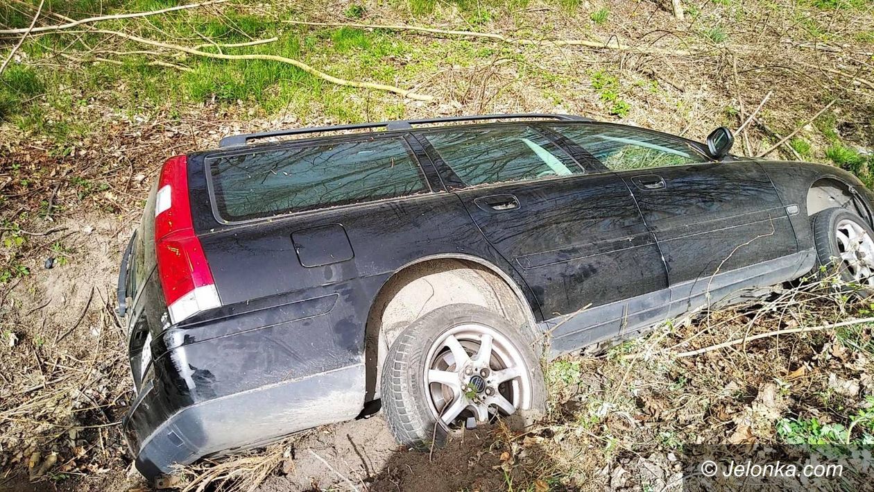 Podgórzyn: Wyleciał z drogi