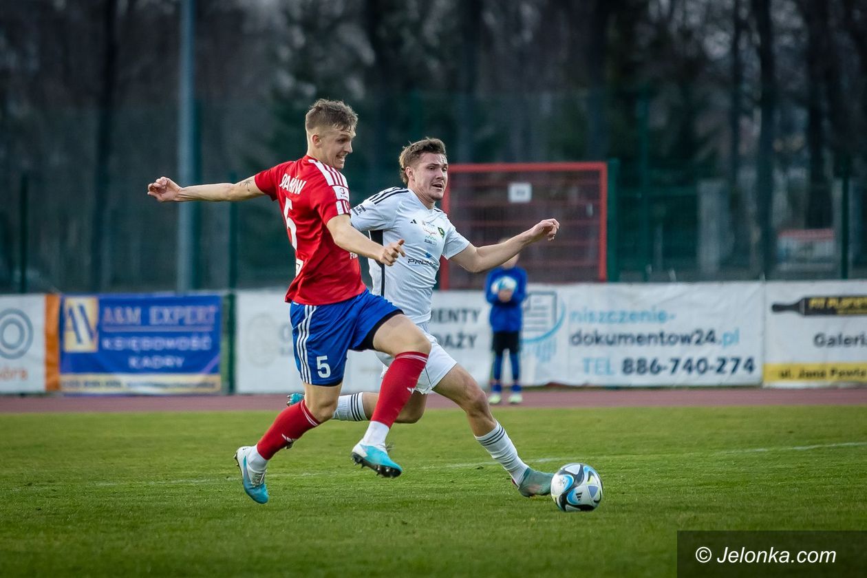 III liga: Rozbici w 33 minuty... Zbierają się czarne chmury!