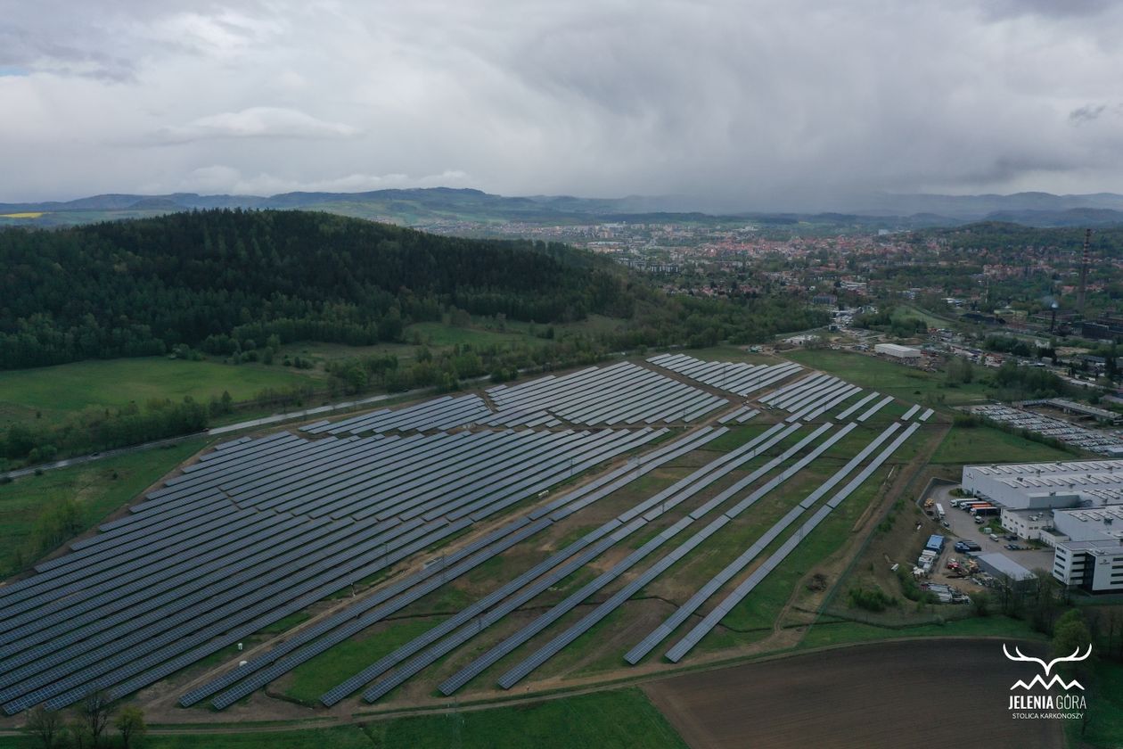 Jelenia Góra: Zielone miasto to tańsze miasto