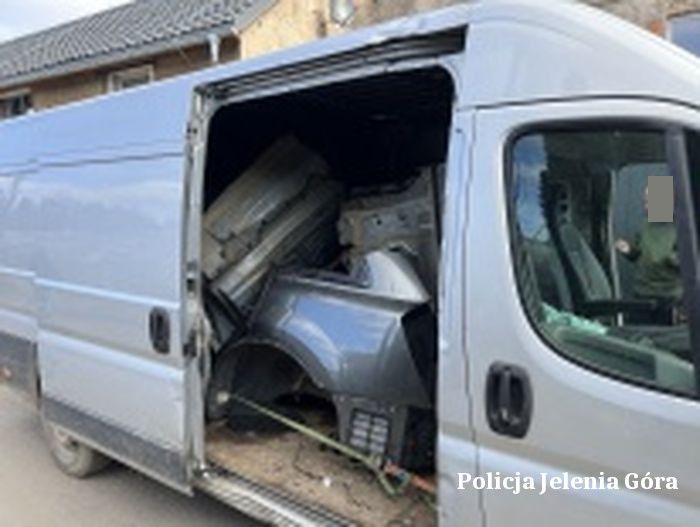 Dolny Śląsk: Kradli w Niemczech, rozbierali na części w Polsce