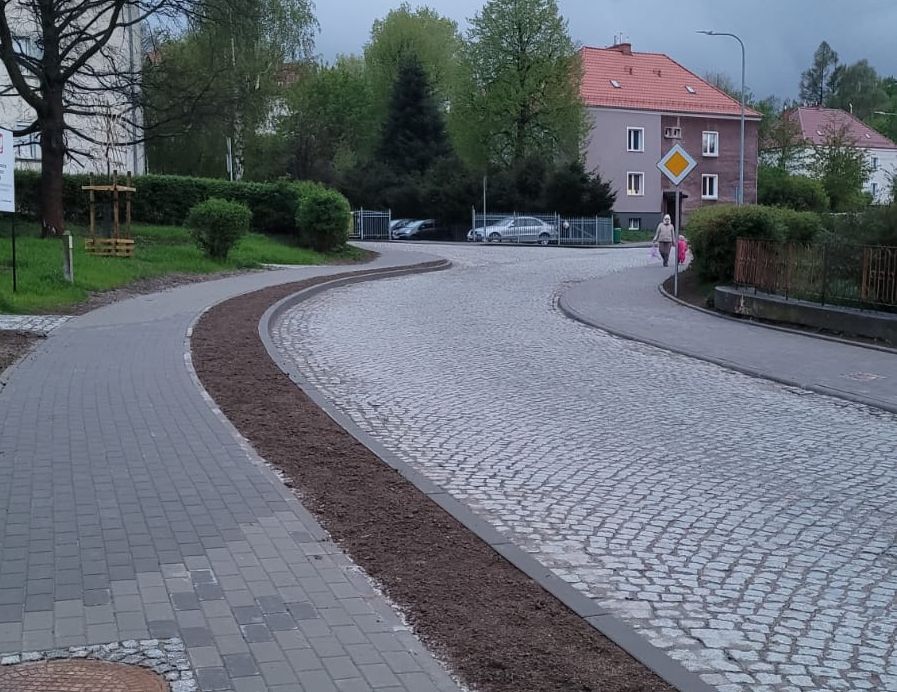 Kowary: Chodniki już gotowe