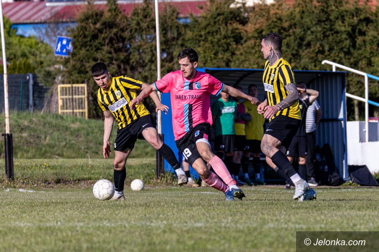 Jelenia Góra: "Klops" Lotnika w starciu z Granicą