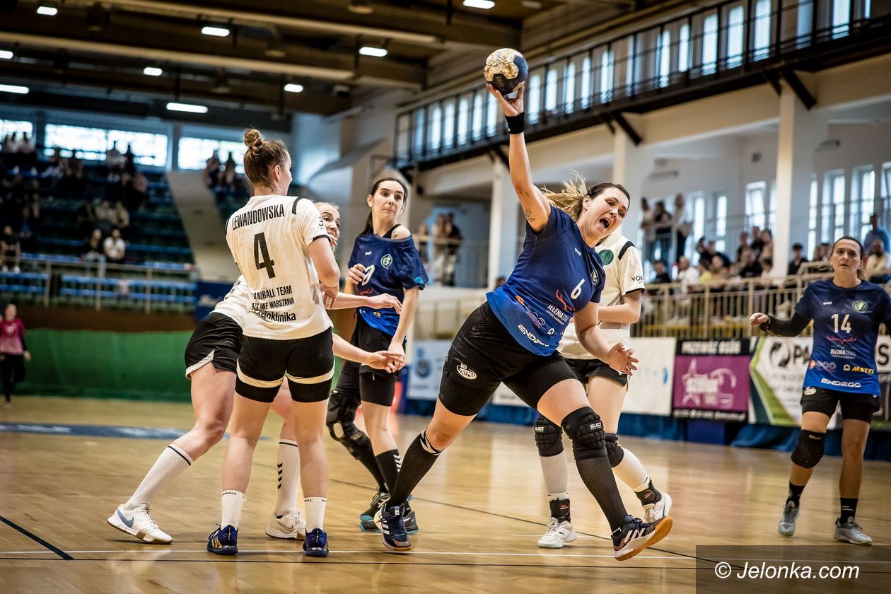 Liga Centralna: Zażarty bój dla gospodyń [WYNIKI/TABELA]