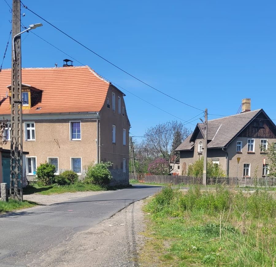 Kowary: Będzie nowy chodnik i nawierzchnia