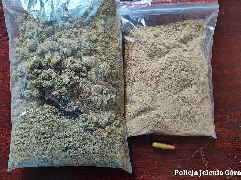 Jelenia Góra: Mieszkanie pełne narkotyków