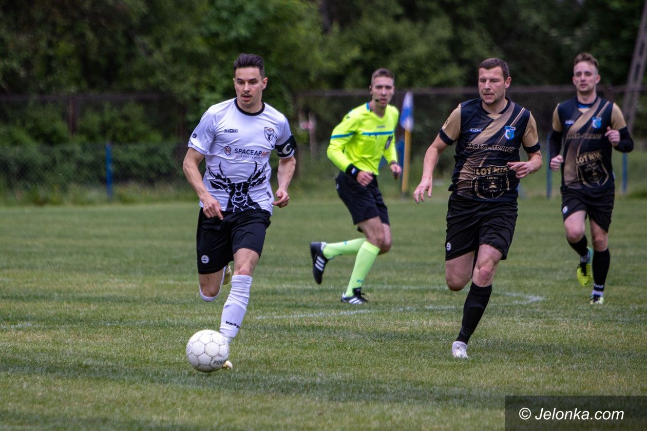 Liga okręgowa: Trwa zacięta walka o IV ligę [ZAPOWIEDŹ]
