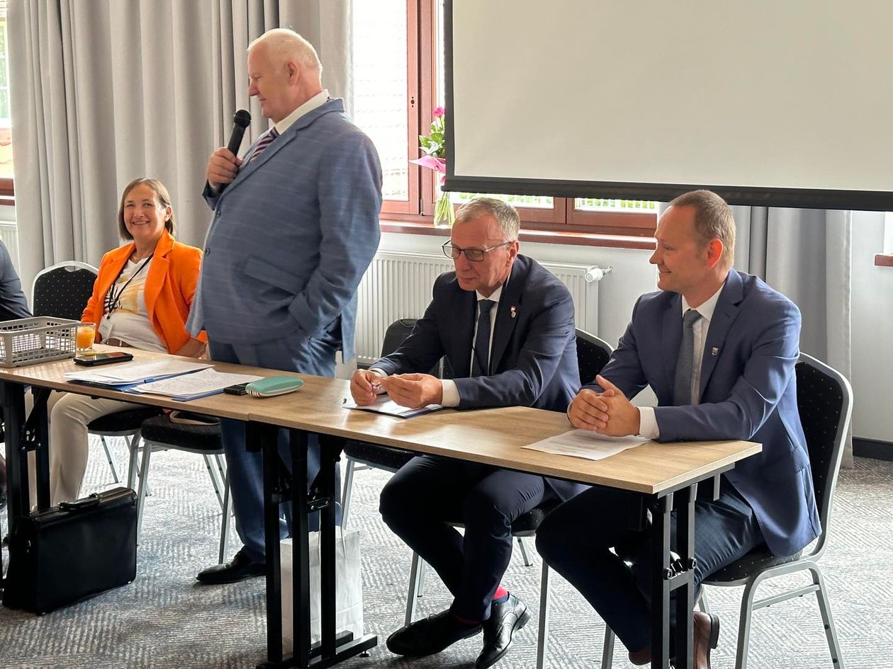 Powiat: Radzili wójtowie i bumistrzowie