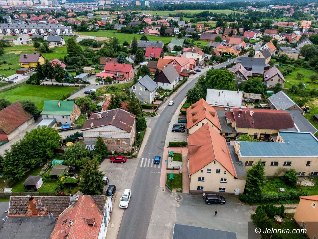 Jeżów Sudecki: Kręta do przebudowy
