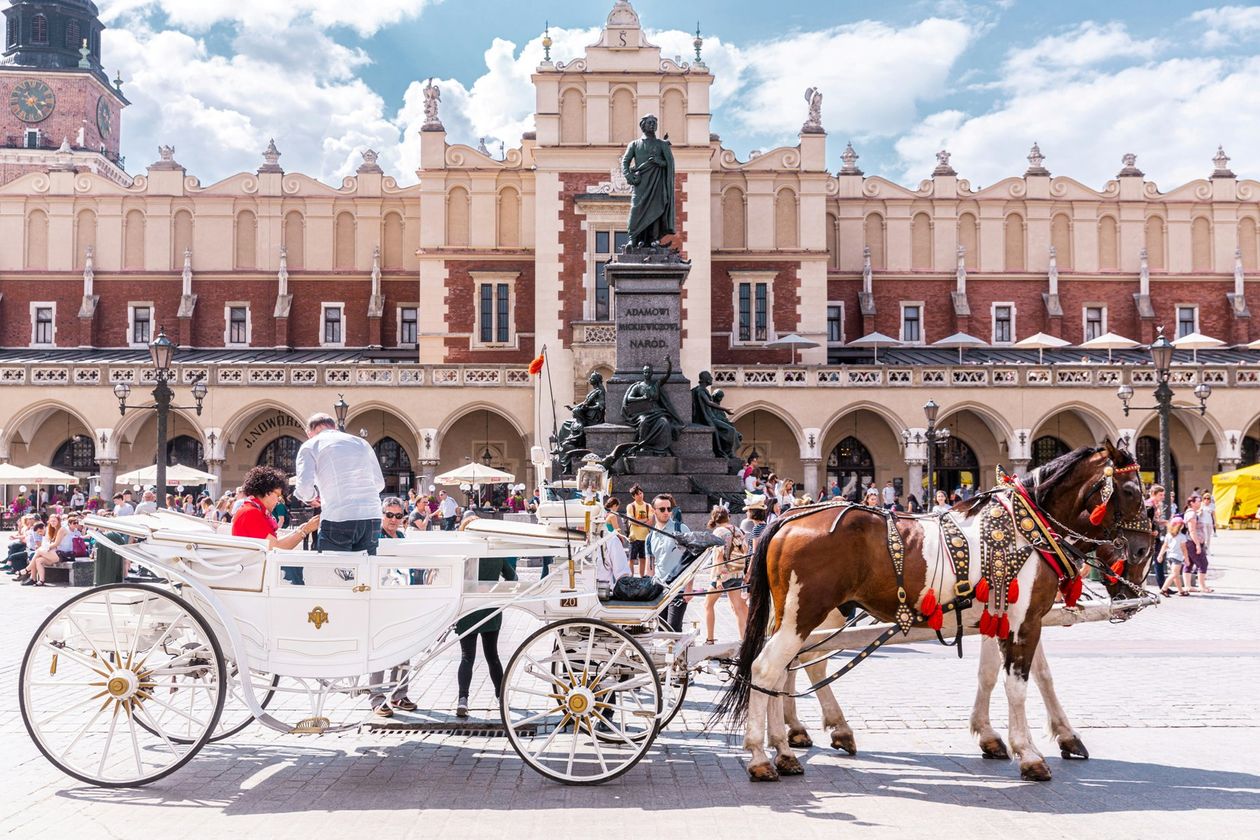 Polska: Jak wybrać idealny hotel na wakacje w Małopolsce?