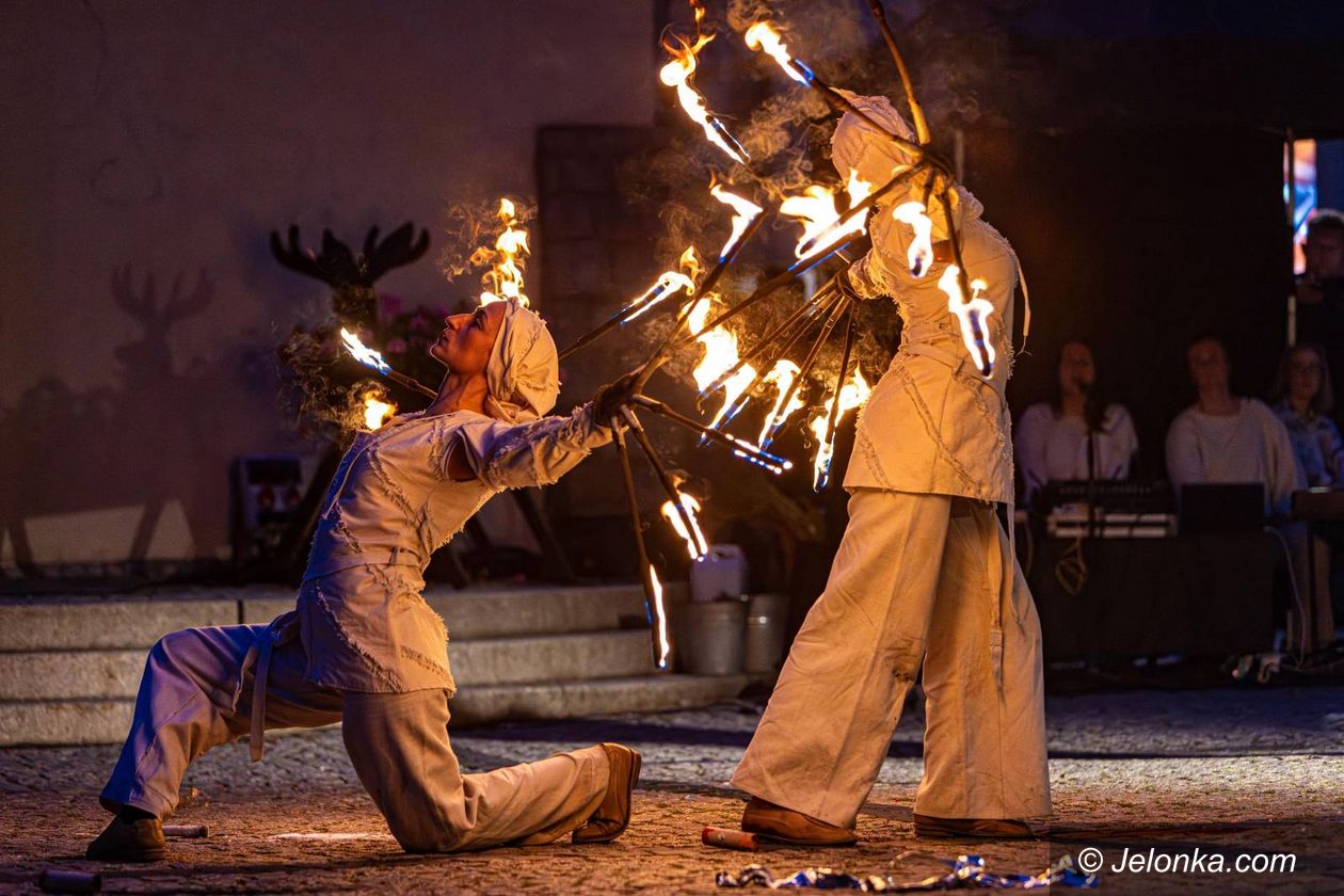 Jelenia Góra: Widowiskowe zakończenie festiwalu pod chmurką