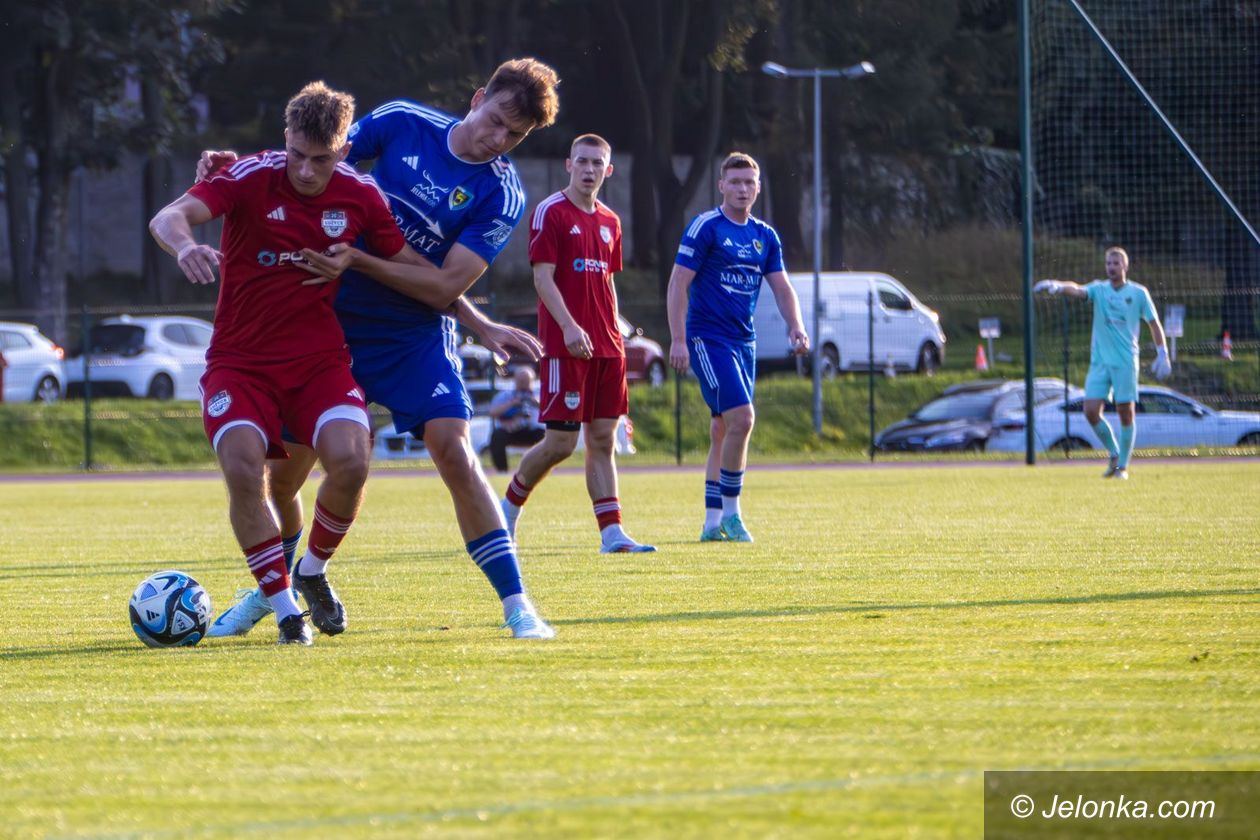 III liga: Karkonosze sparowały, inni walczyli o punkty [WYNIKI/TABELA]