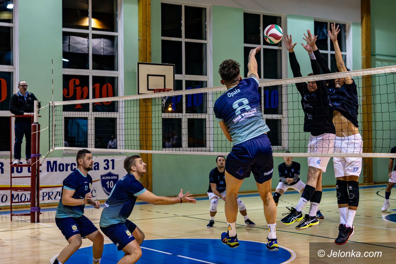 II liga dolnośląska siatkarzy: Gwardia wywozi pełną pulę punktów
