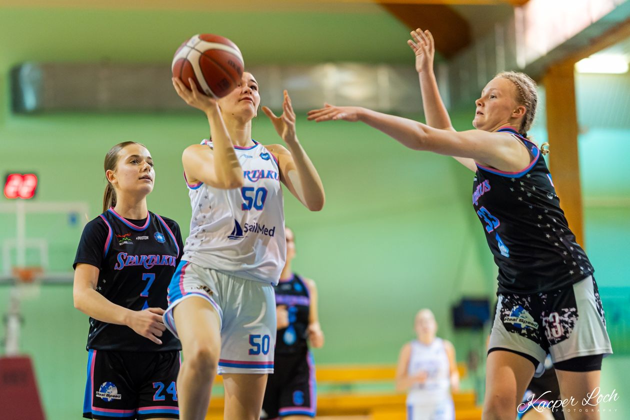 Jelenia Góra: Bratobójczy bój w rodzinie Spartakusa