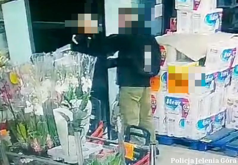 Jelenia Góra: Poszarpał się z ochroniarzem