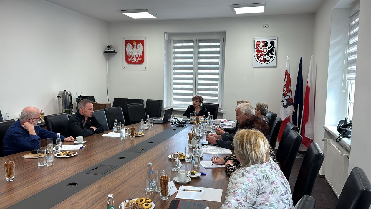 Powiat karkonoski: Posiedzenie powiatowej Rady Seniorów