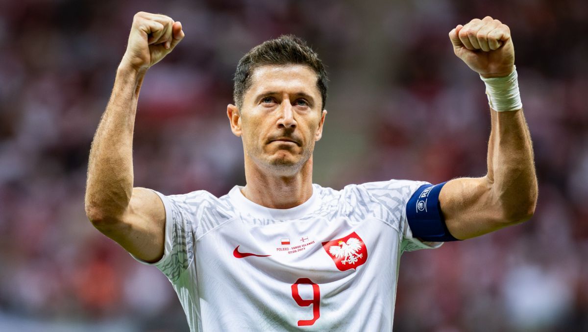 Polska: "Lewy" idzie na "setkę"