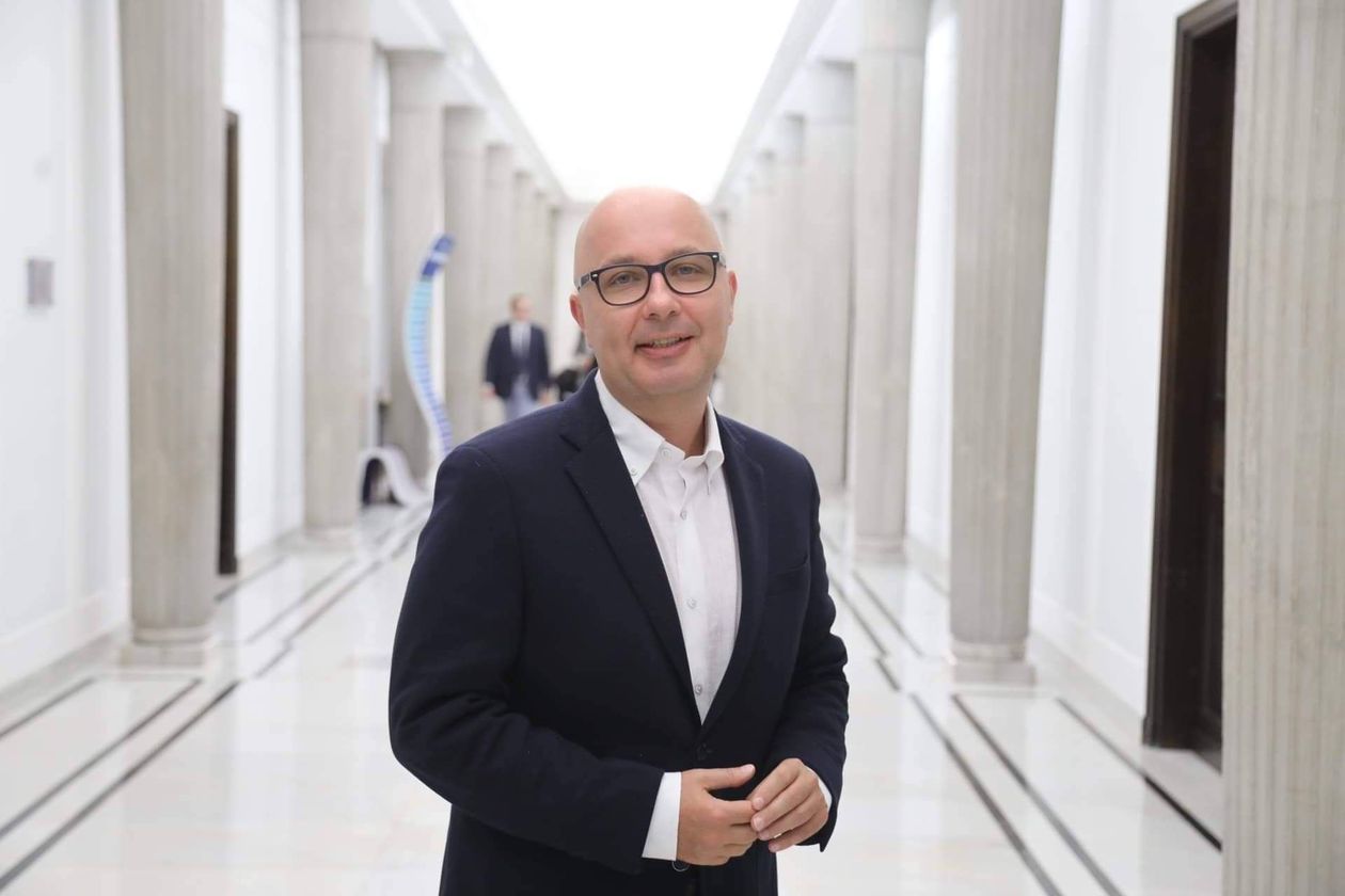 Jelenia Góra: Wiceminister Kropiwnicki zaprasza na spotkanie z Rafałem Trzaskowskim