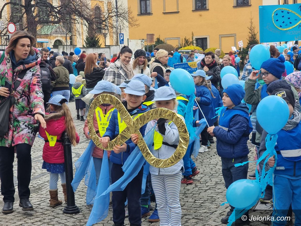Jelenia Góra: Marsz z Okazji Światowego Dnia Świadomości Autyzmu