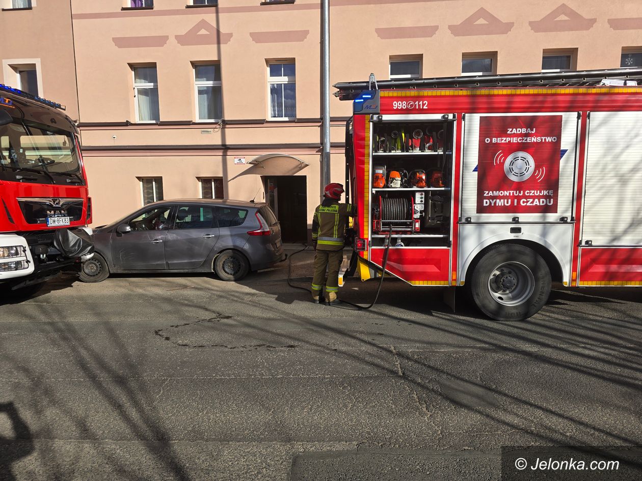 Jelenia Góra: Strażacy wezwani do spalonego garnka