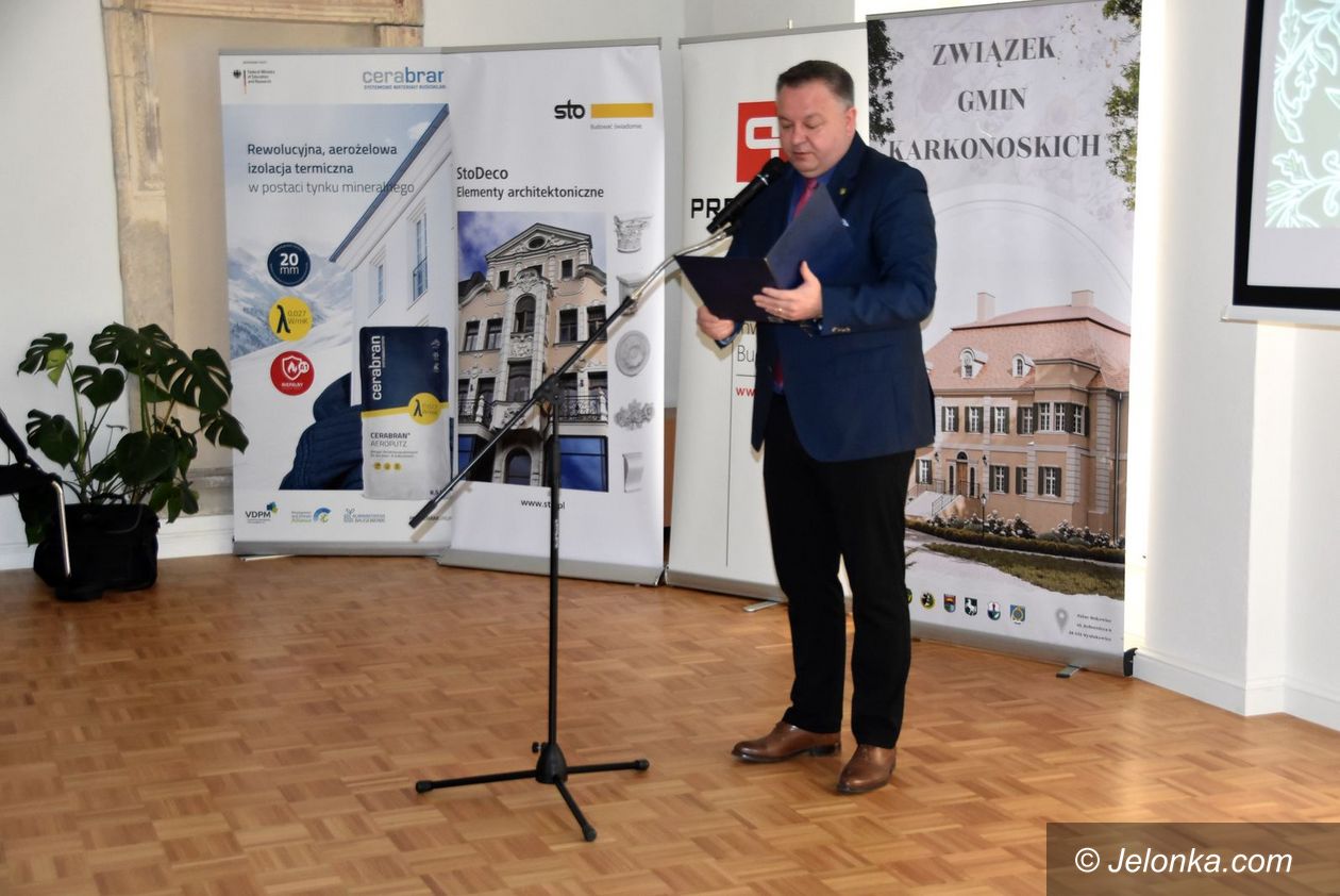 Bukowiec: Wszyscy podziwiali wyremontowany pałac