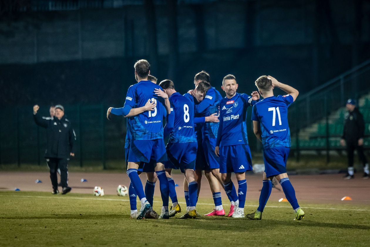 III liga: W efektownym stylu wracają na ścieżkę zwycięstw