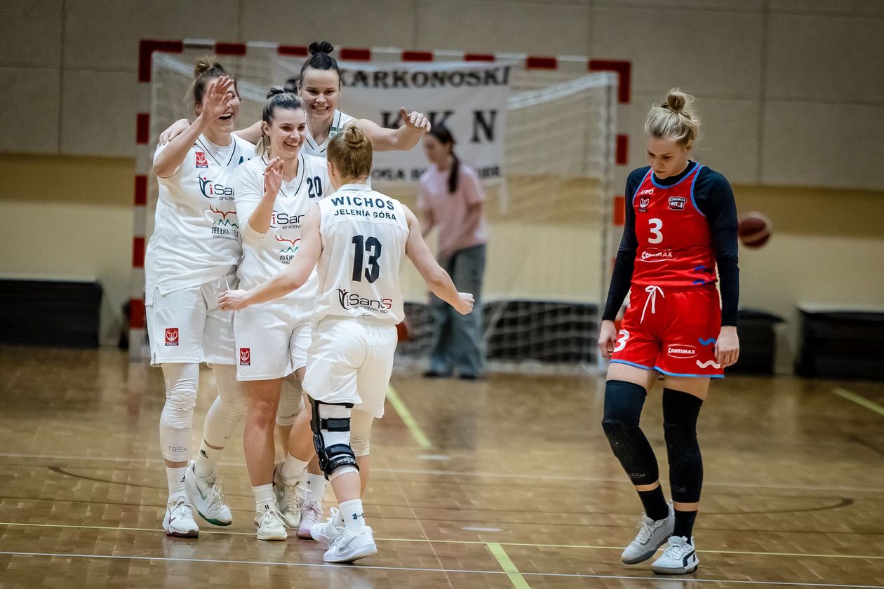 Jelenia Góra: O złote medale I ligi PZKosz z dobrymi znajomymi