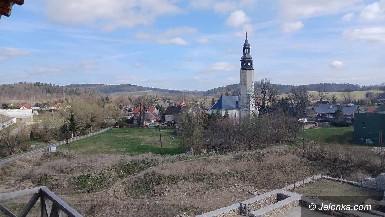 Stara Kamienica: Zamek, który zamkiem już nie jest. Ruiny w Starej Kamienicy