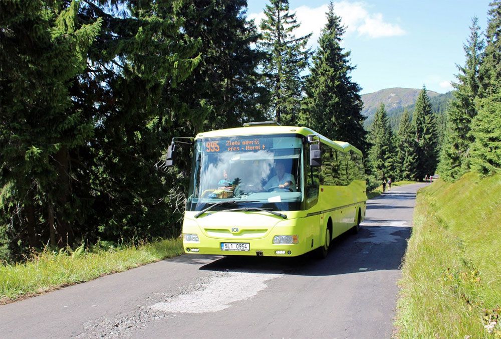 Karkonosze: Mniej kursów autobusów w Karkonoszach?