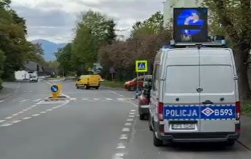 Cieplice: Kierowcy w Cieplicach wymagali pomocy policji