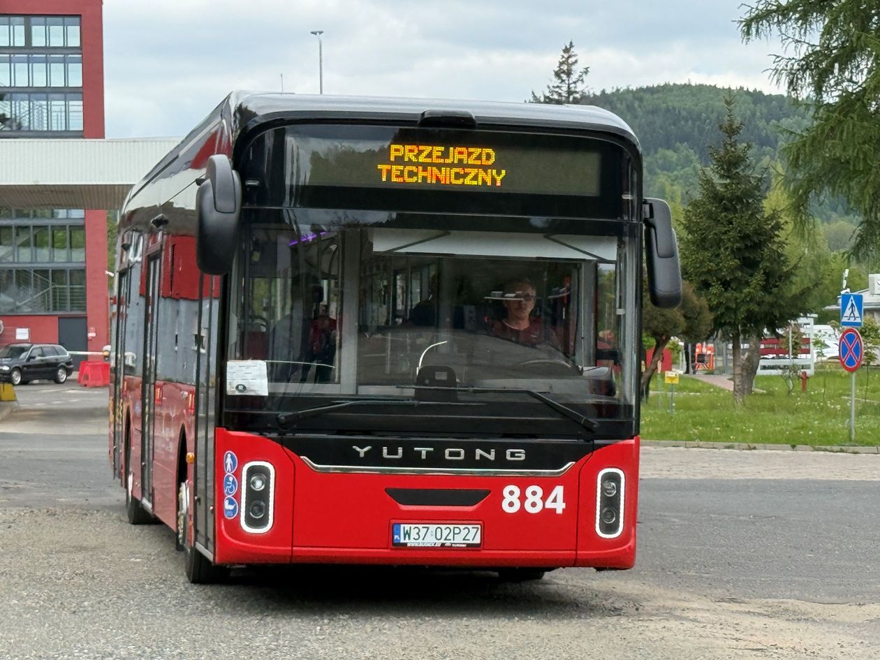Jelenia Góra: Co czwarty autobus już elektryczny