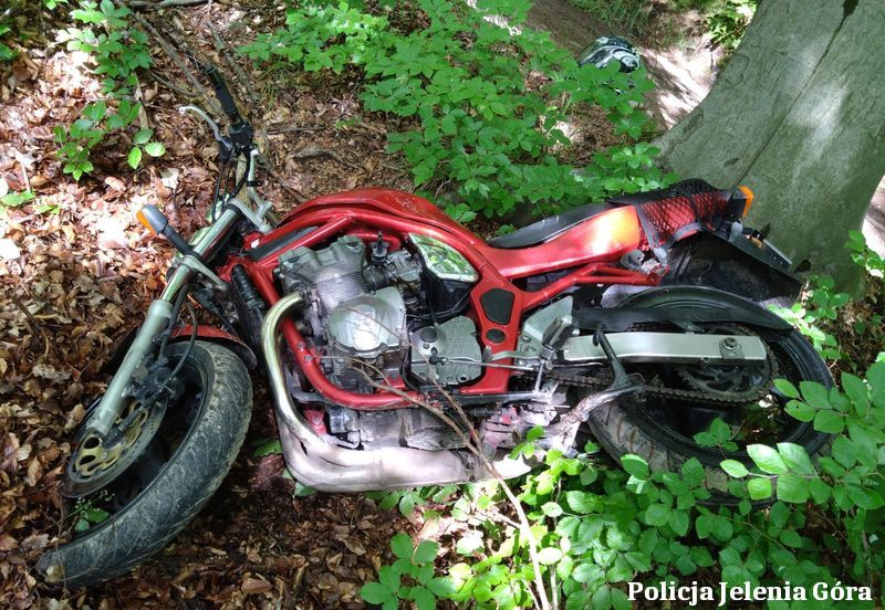 Powiat: Schował się przed policją na... strychu