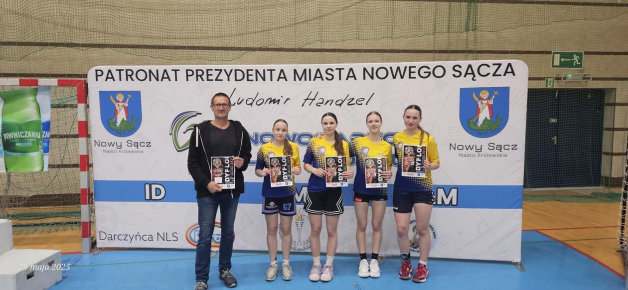 Jelenia Góra: Dziewczyny z Norwida czwarte w Polsce!