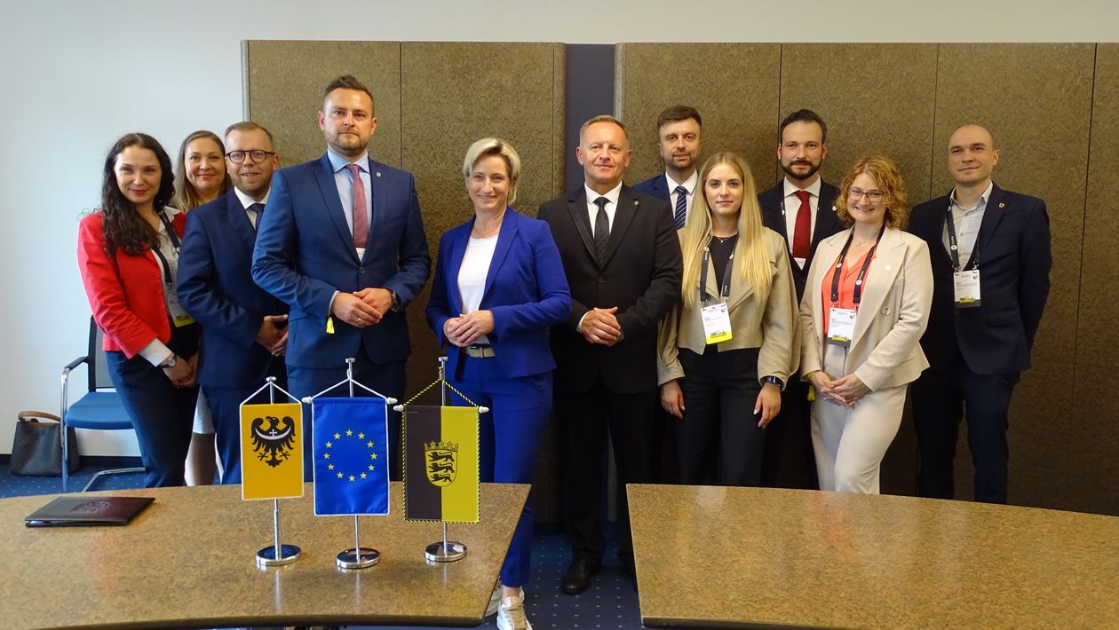 Stuttgart: Dolny Śląsk i Badenia–Wirtembergia bliżej współpracy