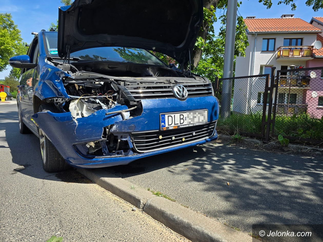 Cieplice: Upał w Jeleniej Górze i kolizja na ul. Rataja – dziecko z otarciem od pasów