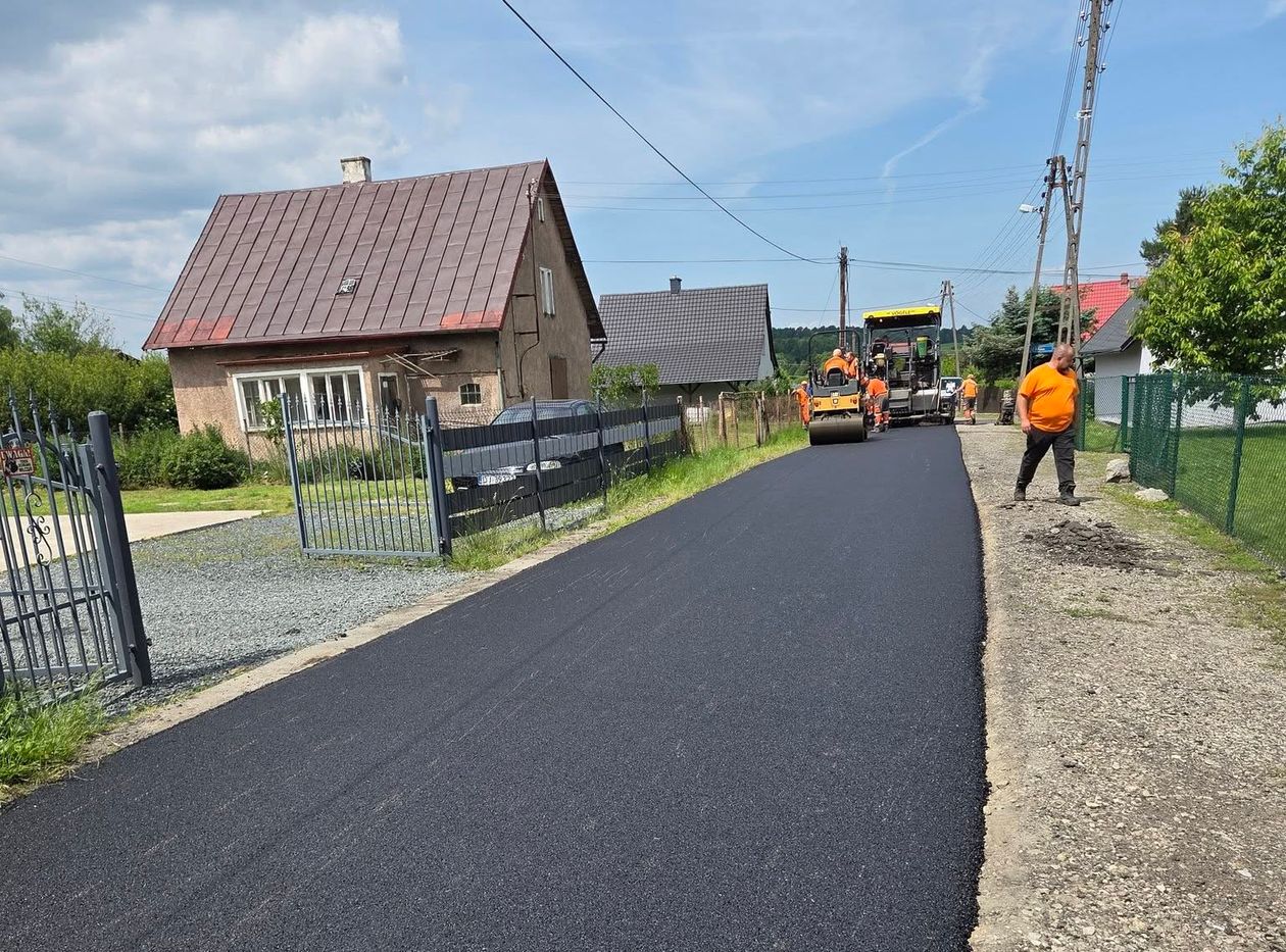 Mysłakowice: Asfalt, chodniki i nowe przystanki