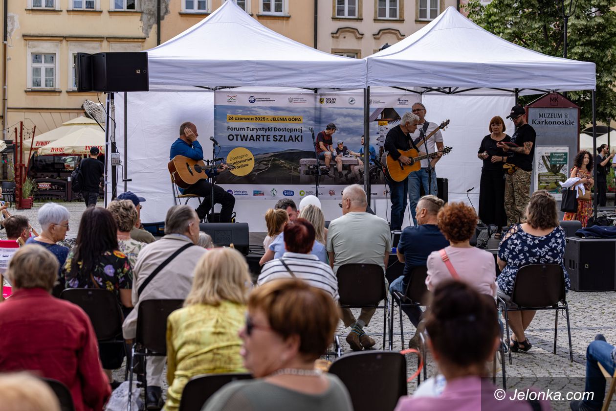 Jelenia Góra: Wolna Grupa Bukowina w Jeleniej Górze