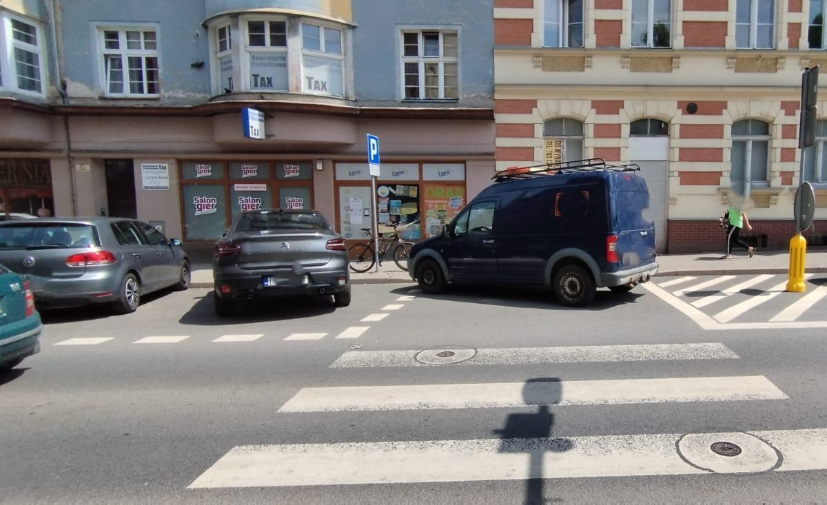 Jelenia Góra: Chodniki i przejścia nie dla aut