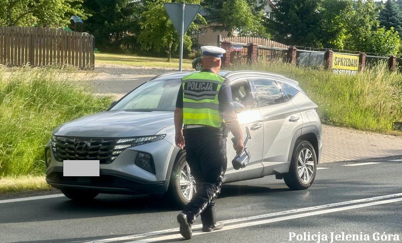 Powiat: Policjanci czuwają nad bezpieczeństwem