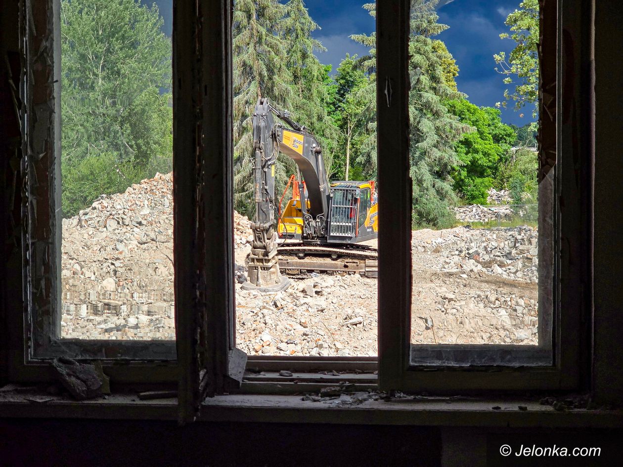 Jelenia Góra: Hotel "Sudety" zniknął z mapy Jeleniej Góry