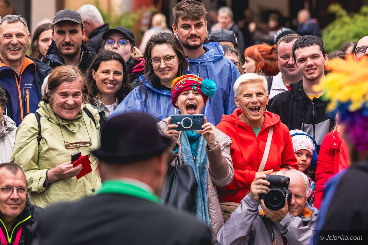 Jelenia Góra: Drugi dzień Teatru Ulicznego za nami – dziś finał!