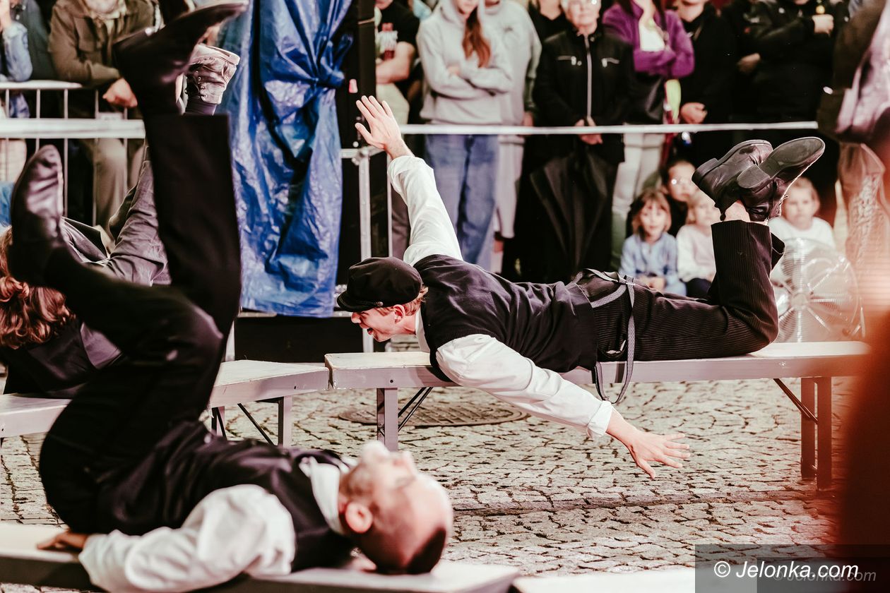 Jelenia Góra: Teatry uliczne – 3 dzień – Teatr KTO, Kraków