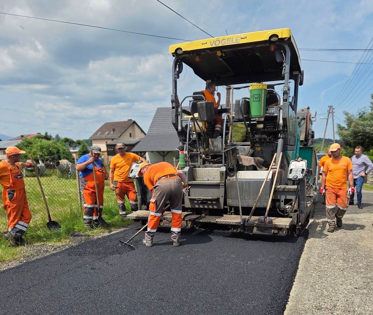 Mysłakowice: Remontują drogi, budują parkingi